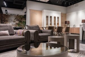 How to store furniture