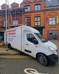 Do you know a cheap removal company in UK to move stuff